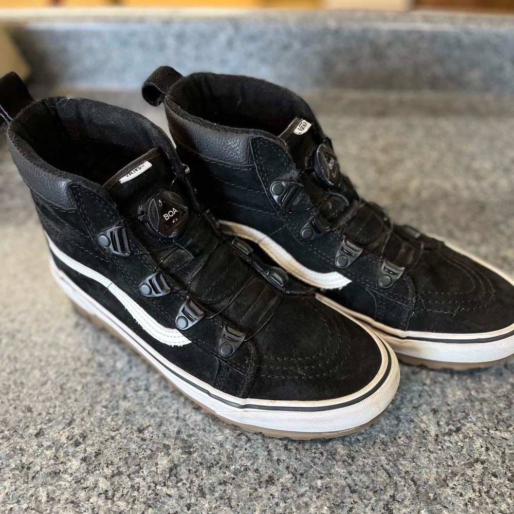 Vans Boa SK8-Hi MTE size 9.5 used